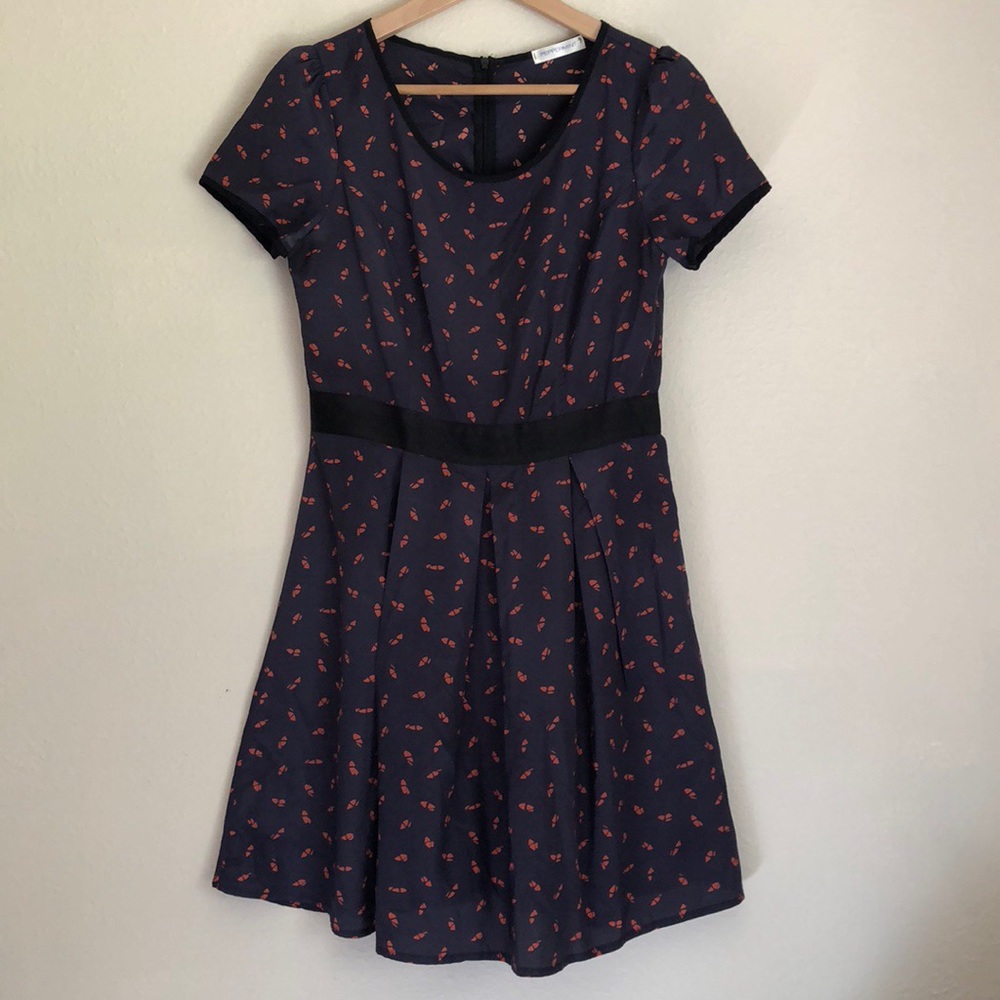 Patterned, pleated Peppermint dress